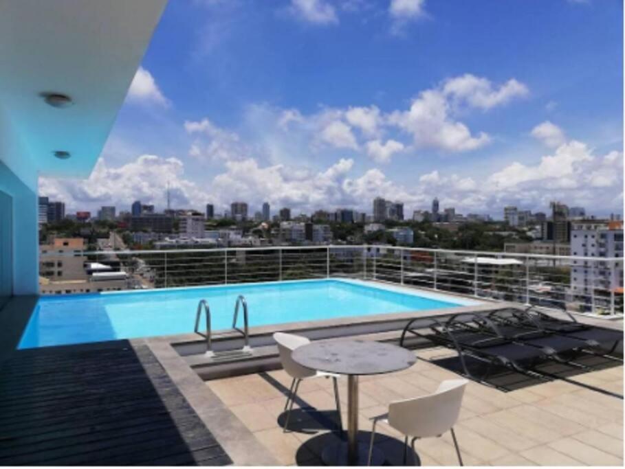 Lincoln Suite Pool - Gym - Sauna Санто Доминго Екстериор снимка