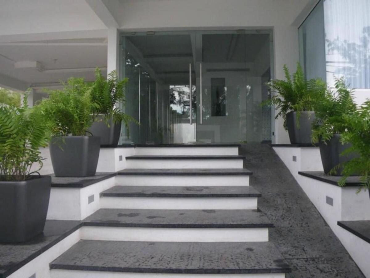 Lincoln Suite Pool - Gym - Sauna Санто Доминго Екстериор снимка